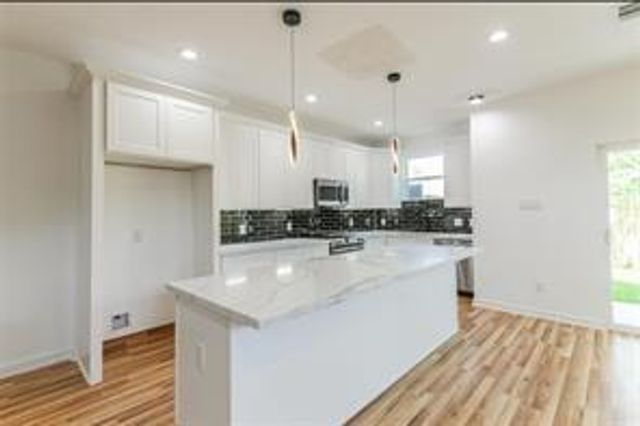 7330 Krueger Road A and B, Houston, TX 77033