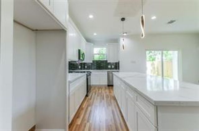 7330 Krueger Road A and B, Houston, TX 77033