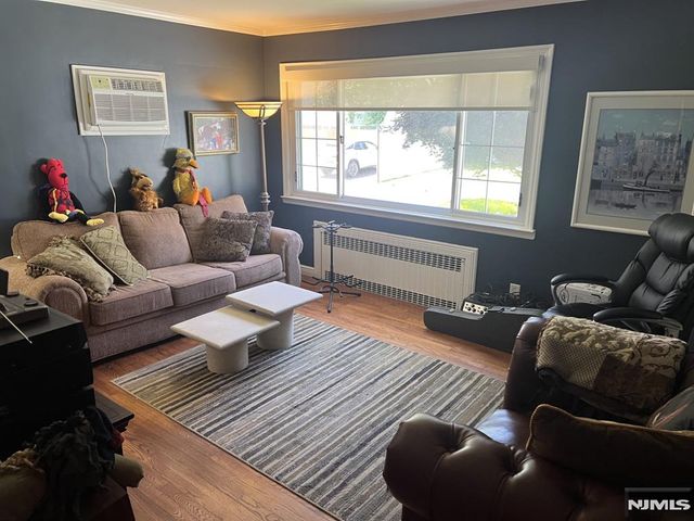 2 Davis Drive, Lodi, NJ 07644