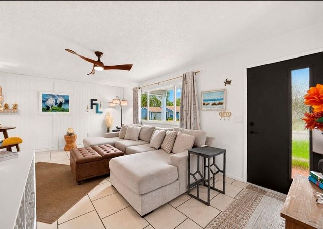 9282 SW 109TH LANE, Ocala, FL 34481