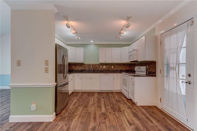 2050 E Hearthwood Court, Greensboro, NC 27407