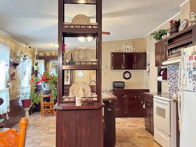 1137 Rugby Avenue, Summerton, SC 29148