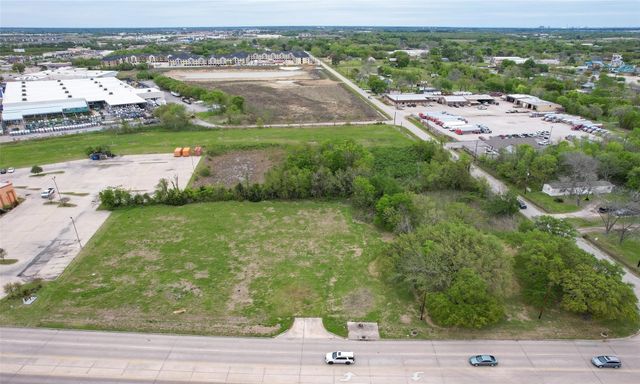 502 W Cedar Bayou Lynchburg Road, Baytown, TX 77521