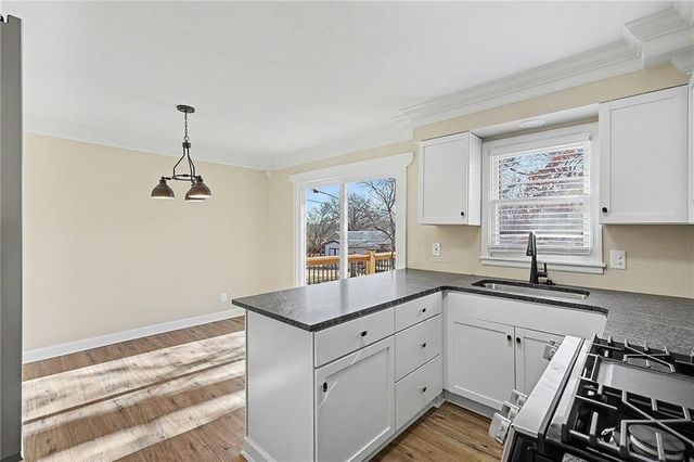 6701 E 136th Street, Grandview, MO 64030