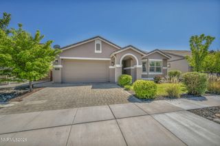 933 Silver Coyote Drive, Sparks, NV 89436