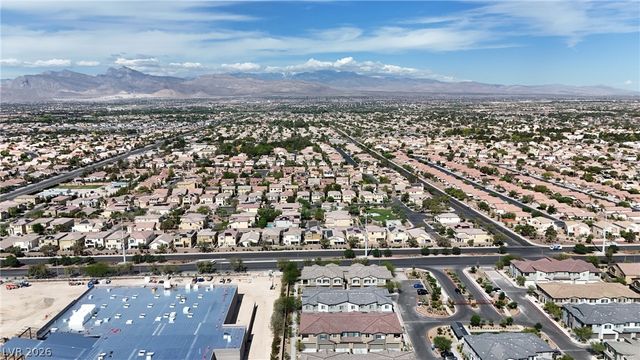 7330 North Decatur Boulevard 1, Las Vegas, NV 89131