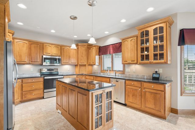 4011 Pheasant Drive, Cedar Falls, IA 50613