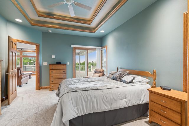 4011 Pheasant Drive, Cedar Falls, IA 50613