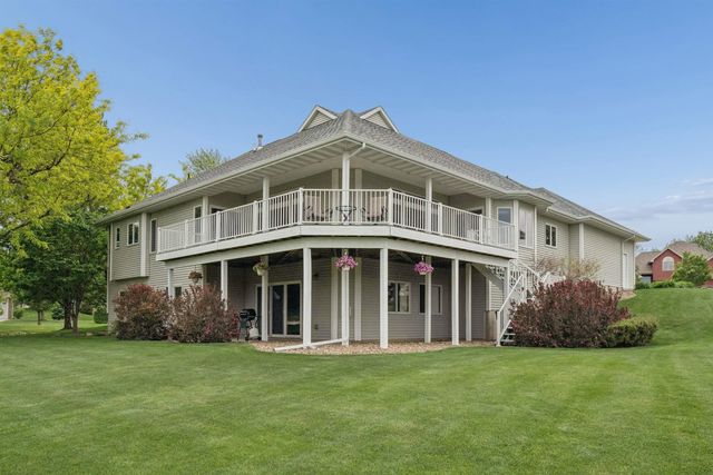 4011 Pheasant Drive, Cedar Falls, IA 50613