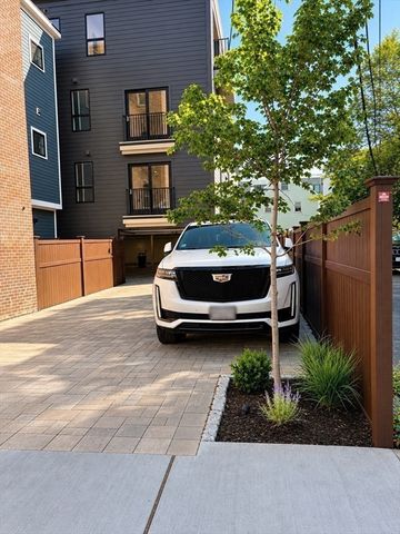 185 E Street 2, Boston, MA 02127