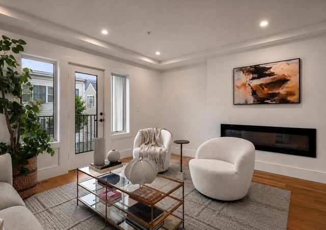185 E Street 2, Boston, MA 02127