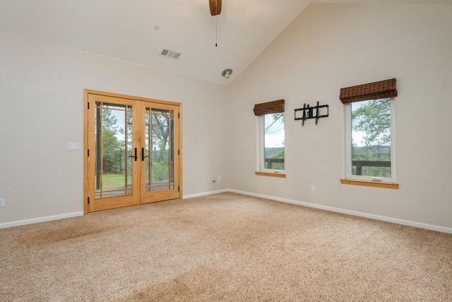 9080-9010 El Dorado Tr., Mountain Ranch, CA 95246