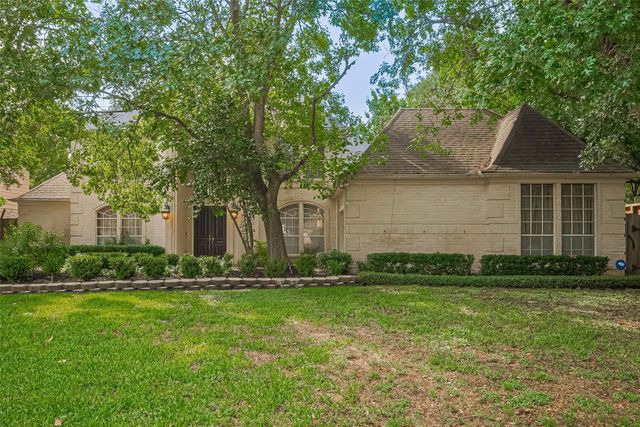 1123 Horseshoe Drive, Sugar Land, TX 77478