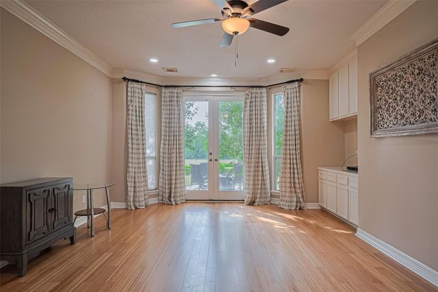 1123 Horseshoe Drive, Sugar Land, TX 77478