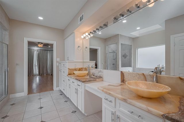 1123 Horseshoe Drive, Sugar Land, TX 77478