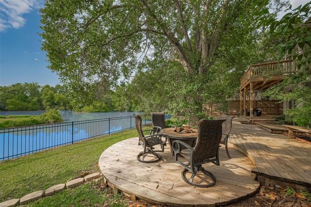 1123 Horseshoe Drive, Sugar Land, TX 77478