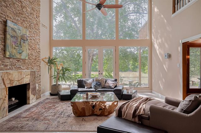 1123 Horseshoe Drive, Sugar Land, TX 77478