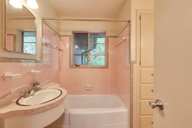 1101 Woodlawn Place, Oklahoma City, OK 73118