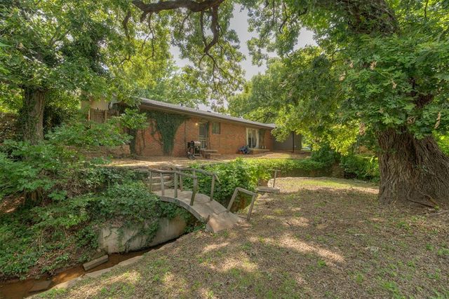 1101 Woodlawn Place, Oklahoma City, OK 73118