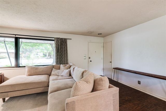 1101 Woodlawn Place, Oklahoma City, OK 73118