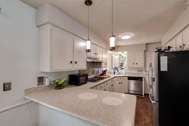 1101 Woodlawn Place, Oklahoma City, OK 73118