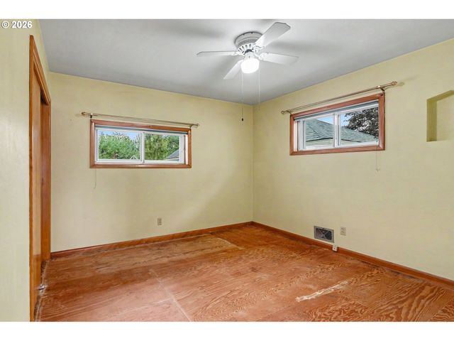 135 ST MARYS Ave, Mt Angel, OR 97362