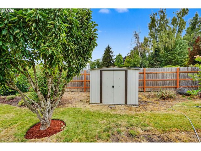 135 ST MARYS Ave, Mt Angel, OR 97362