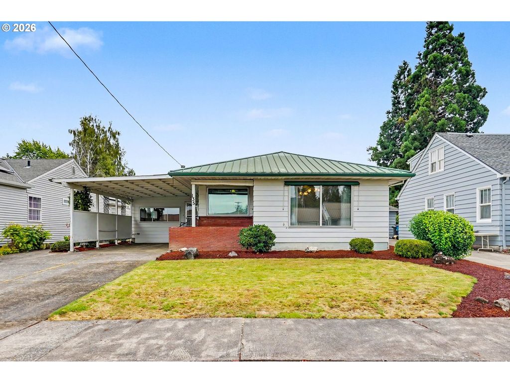 135 ST MARYS Ave, Mt Angel, OR 97362