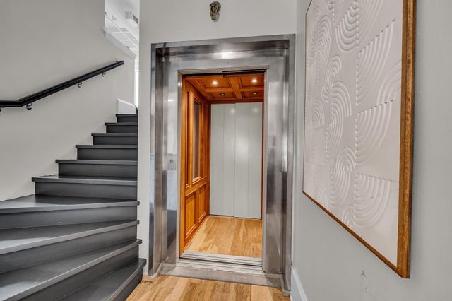 55 E Main Street #208, Chattanooga, TN 37408