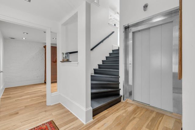 55 E Main Street #208, Chattanooga, TN 37408