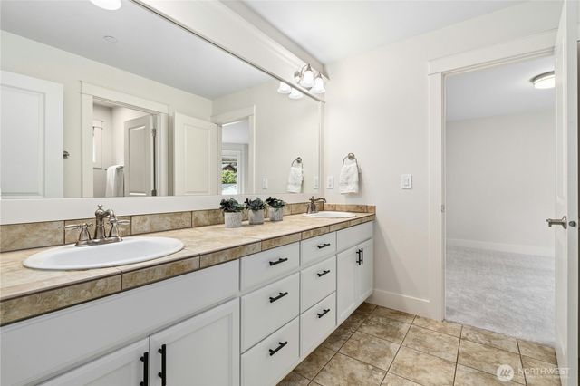 9106 NE 32nd Street, Yarrow Point, WA 98004