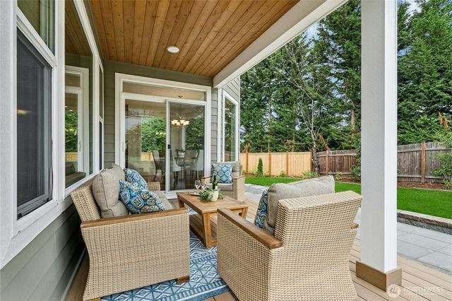 9106 NE 32nd Street, Yarrow Point, WA 98004