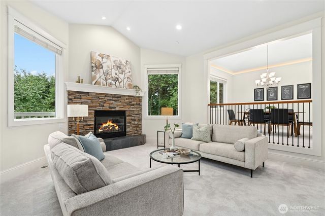 9106 NE 32nd Street, Yarrow Point, WA 98004