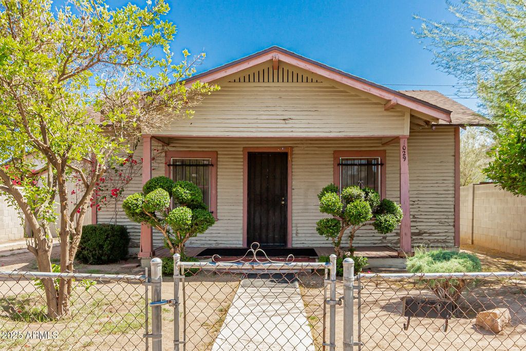 1029 E MCKINLEY Street, Phoenix, AZ 85006