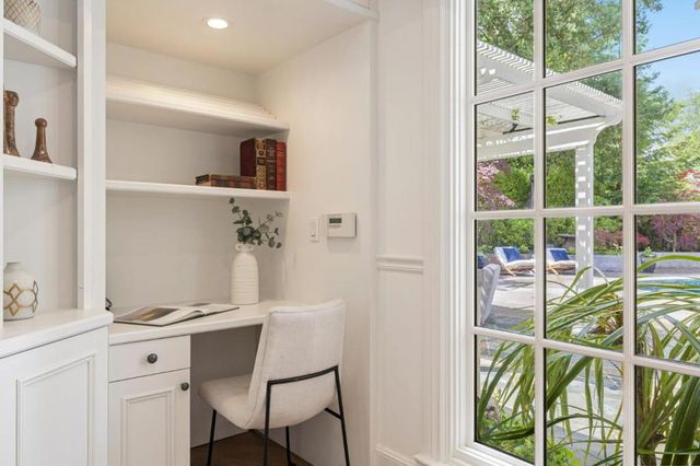300 Uplands Drive, Hillsborough, CA 94010