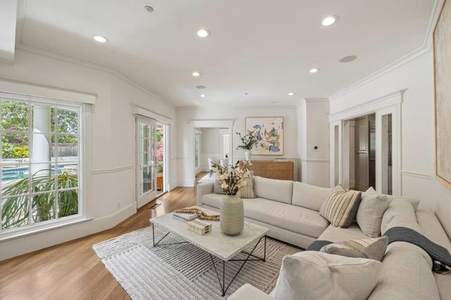 300 Uplands Drive, Hillsborough, CA 94010
