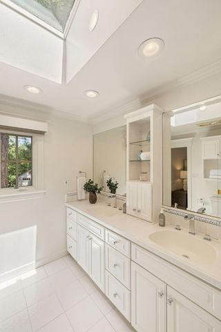 300 Uplands Drive, Hillsborough, CA 94010