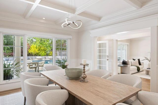 300 Uplands Drive, Hillsborough, CA 94010