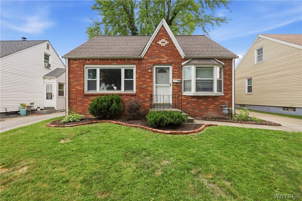 154 Saint Lawrence Avenue, Buffalo, NY 14216