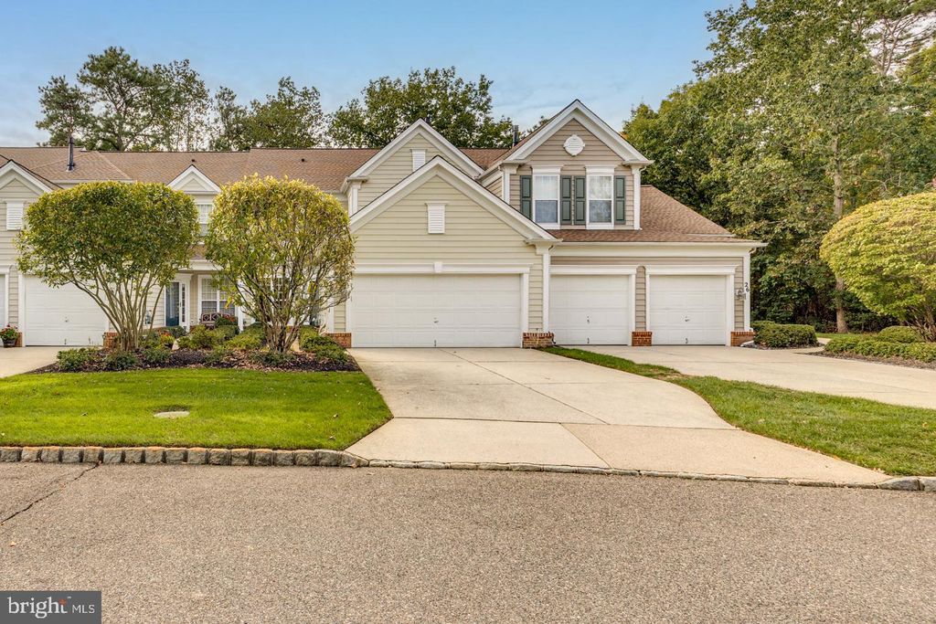 28 BRATTLEBORO CT, Medford, NJ 08055