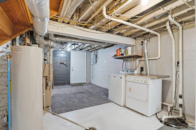 716 W 2nd Street, Cedar Falls, IA 50613