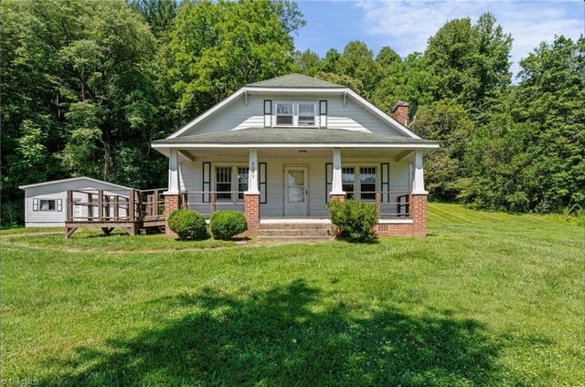 6689 Nc Highway 16, Millers Creek, NC 28651