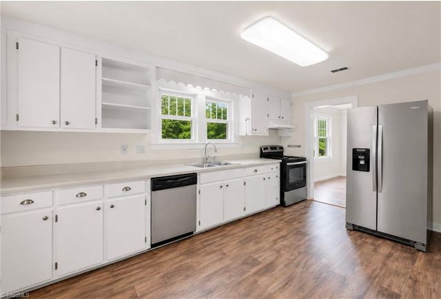 6689 Nc Highway 16, Millers Creek, NC 28651