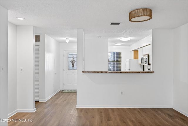 1604 ARCADIA Drive 109, Jacksonville, FL 32007