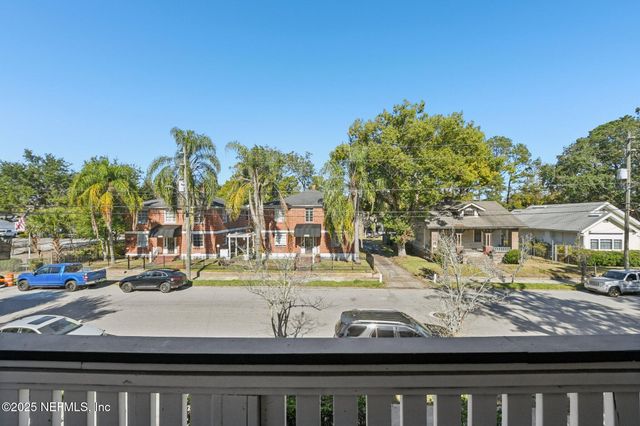 2850 COLLEGE Street, Jacksonville, FL 32205