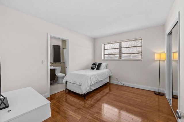 3411 N Park Road, Hollywood, FL 33021