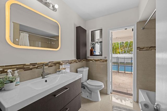 3411 N Park Road, Hollywood, FL 33021