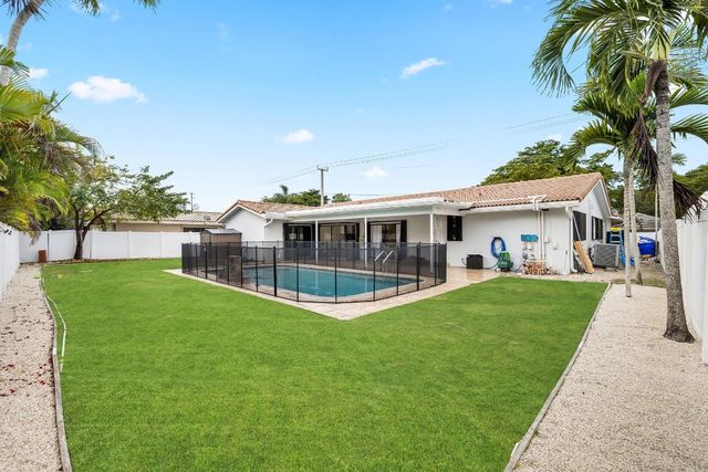 3411 N Park Road, Hollywood, FL 33021