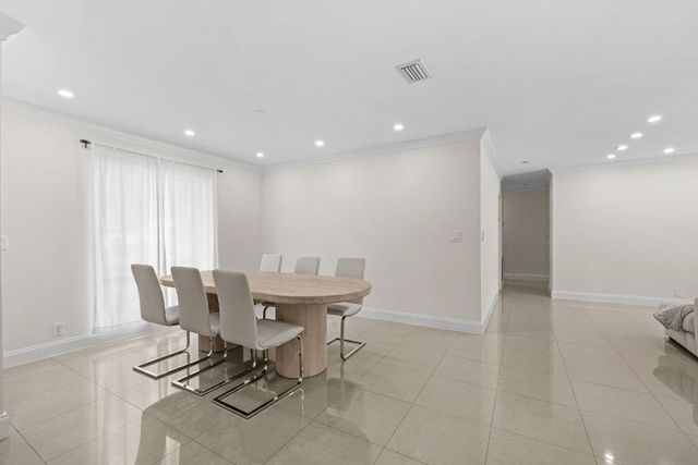 3411 N Park Road, Hollywood, FL 33021