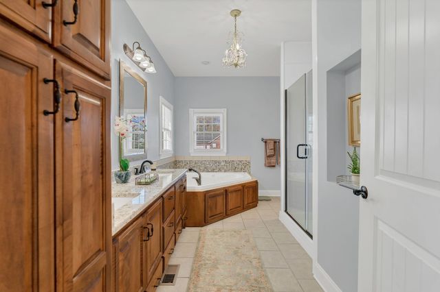 23 Regalwood Dr, Manchester, TN 37355